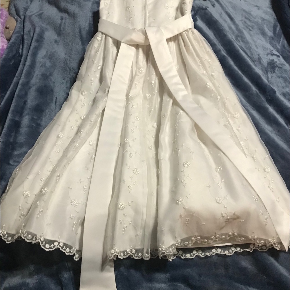 Flower girl dress - Picture 3 of 4